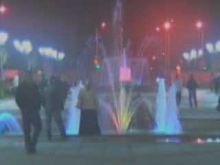 صور Fountains in Front of Mosque المكان الرائع