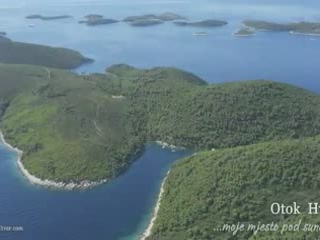  クロアチア:  
 
 フヴァル島