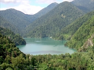  Abkhazia:  ジョージア:  
 
 Lake Ritsa