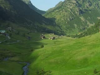  أندورا:  
 
 Landscape of Andorra