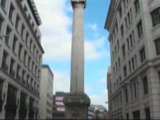  ロンドン:  グレートブリテン島:  
 
 Monument to the Great Fire of London