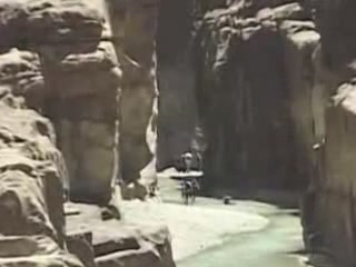  アンマン:  ヨルダン:  
 
 Mujib gorge