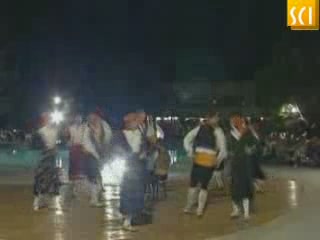  杜布羅夫尼克:  克罗地亚:  
 
 National dances in Croatia