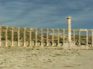 Джараш:  Иордания:  
 
 Овальная площадь в древнем Джараше
