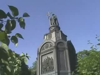  キエフ:  ウクライナ:  
 
 Saint Vladimir monument