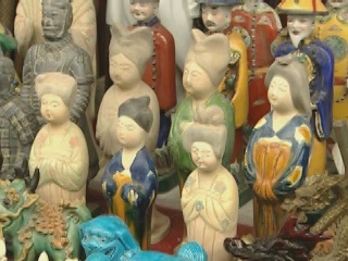  Шэньси:  Китай:  
 
 Продажа сувениров в Шэньси