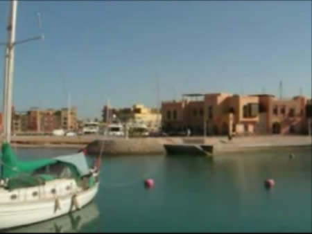  Hurghada:  エジプト:  
 
 El Gouna