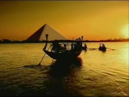 http://tours-tv.com/objects/pyramids_giza/Pyramid1.jpg