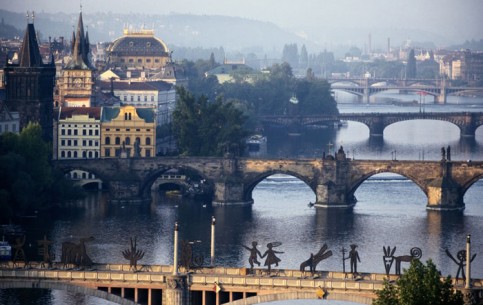 600 years old Charles Bridge is the oldest and the most beautiful of pedestrian bridges in Europe. Since its inception it was the center of city life. There was a lay of the royal road; fairs and horse tournaments were organized there 