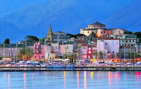 Corsica - an island of extraordinary beauty of nature, occupies an area of 8,7 thousand sq. m. Ajaccio, the capital of Corsica is the birthplace of Napoleon, the first Emperor of France. There is a house museum, where he was born