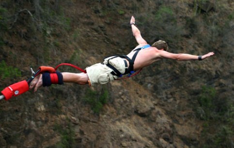 This sport is comparatively new in Nepal, but the only one site for bungy jumping is considered to be among the best in the world. The site is located on the Bhote Koshi River 