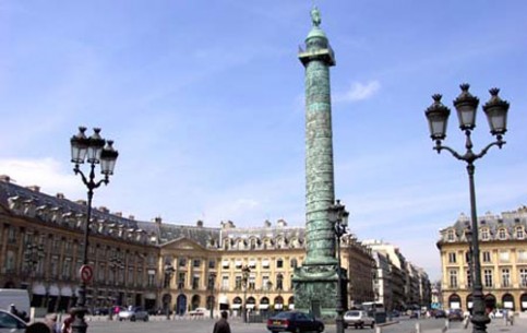 The Place Vendôme is famous for its luxury hotels: The Hôtel Ritz Paris (