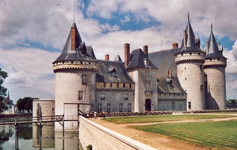  新奥尔良:  法国:  
 
 Chateau de Sully-sur-Loire