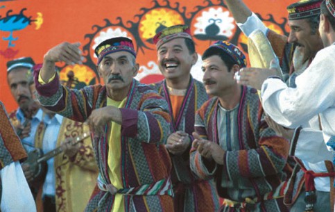  乌兹别克斯坦:  
 
 Dance of Baysun Mountains
