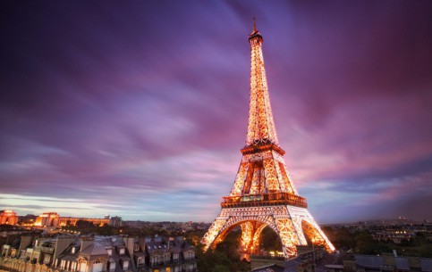  Париж:  Франция:  
 
 Экскурсия на Эйфелеву  башню