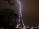 Eiffel Tower on New Years Eve (フランス)