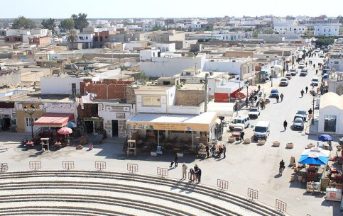  تونس:  Mahdia Governorate:  
 
 الجم