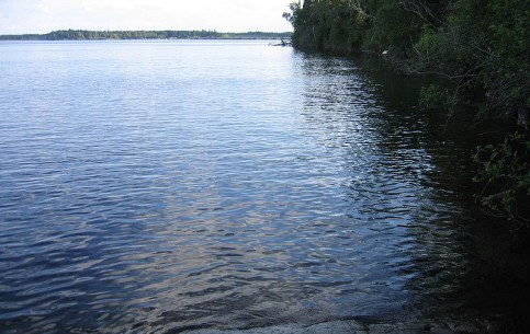  Manitoba:  カナダ:  
 
 Falcon Lake 