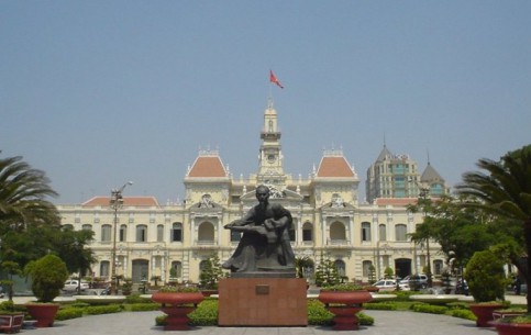  越南:  
 
 Ho Chi Minh City