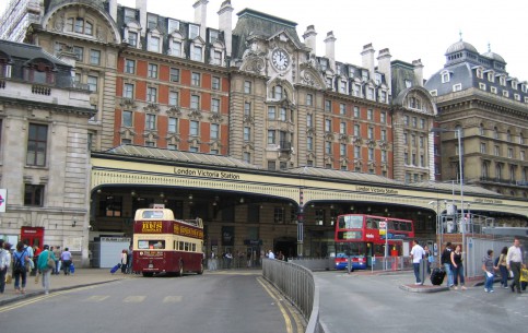  London:  Great Britain:  
 
 London Victoria station