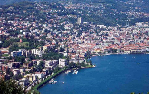  瑞士:  
 
 盧加諾