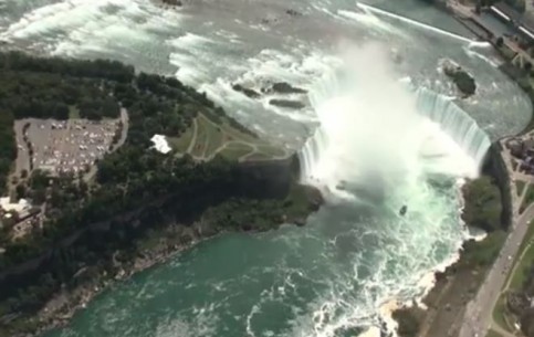  Онтарио:  Канада:  
 
 На вертолете над Ниагарским водопадом