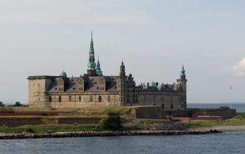  丹麦:  
 
 North Zealand Castles