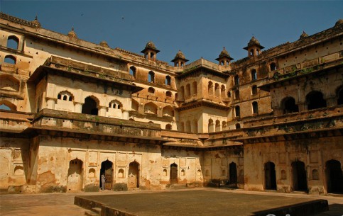  Orchha:  India:  
 
 Raj Mahal Palace