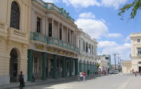  キューバ:  
 
 サンタ・クララ